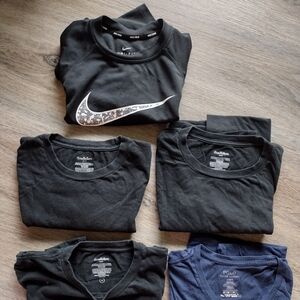 Nike Black and Blue T-Shirts Bundle